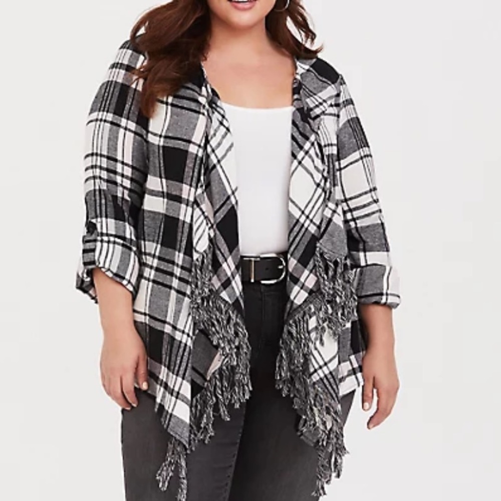 Torrid black plaid kimono size 3